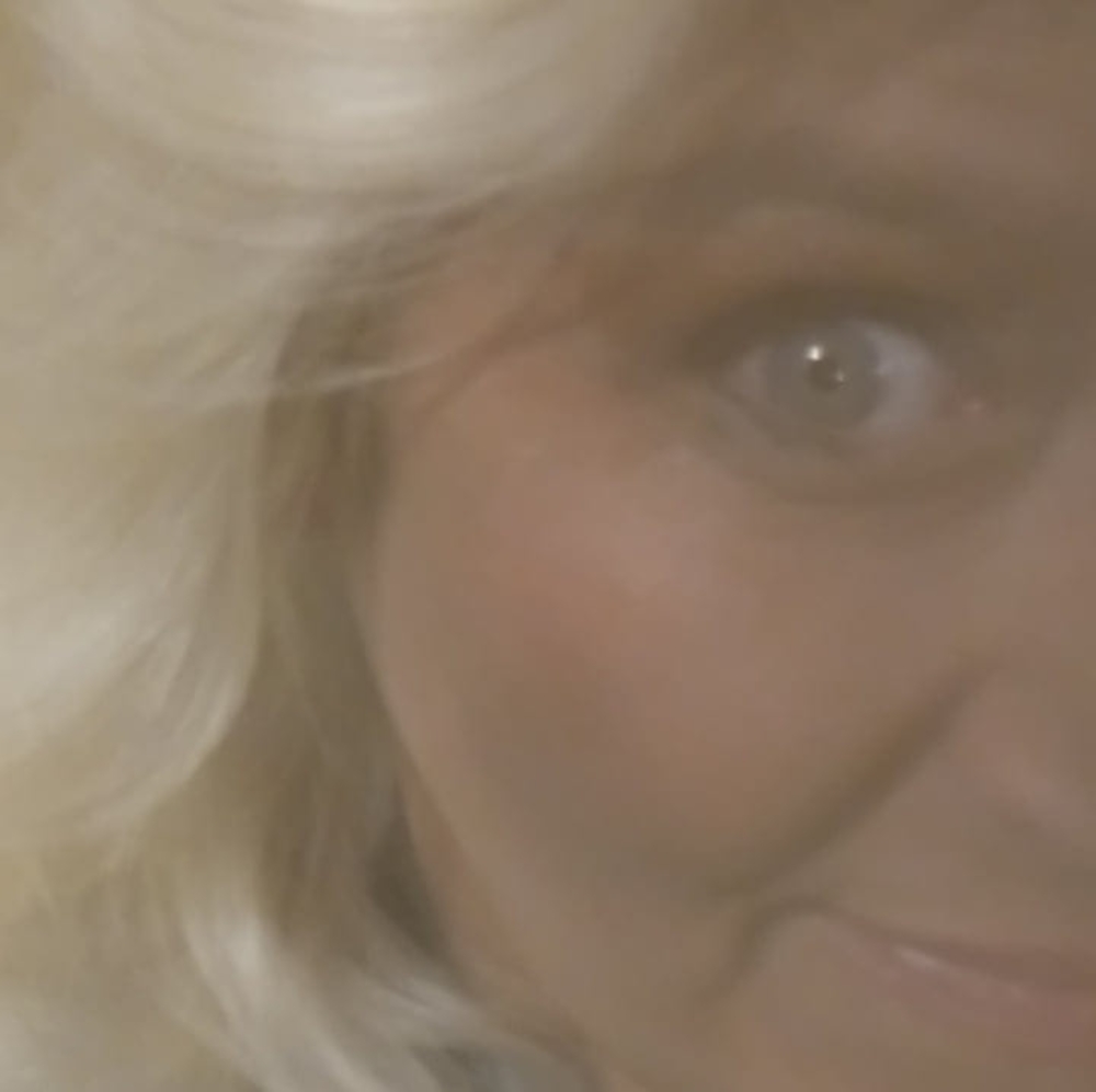 Meet your Posher, Yvonne